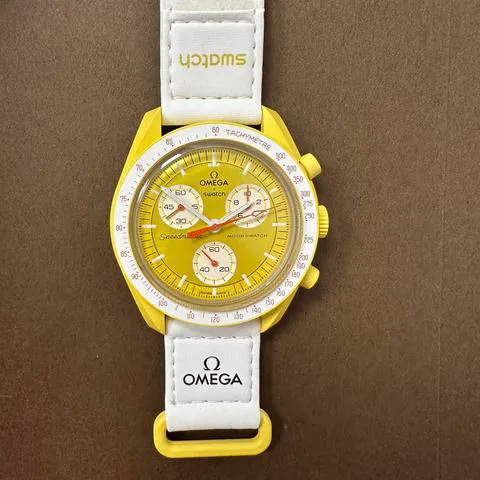 Swatch Moonswatch 42mm Ceramic Yellow