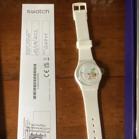 Swatch GZ711 34mm Plastic White