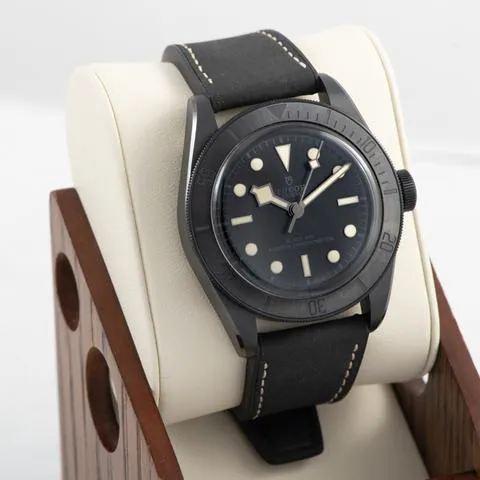 Tudor Black Bay 79210CNU-0001 41mm Ceramic Black