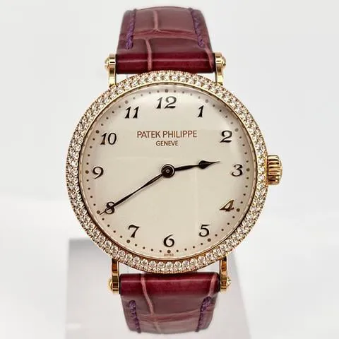 Patek Philippe Calatrava 7200/200R-001 34.5mm Rose gold Silver