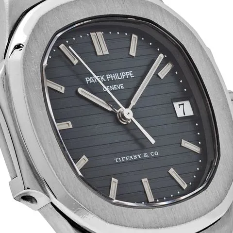 Patek Philippe Nautilus 3900/001 32mm Stainless steel Blue 4