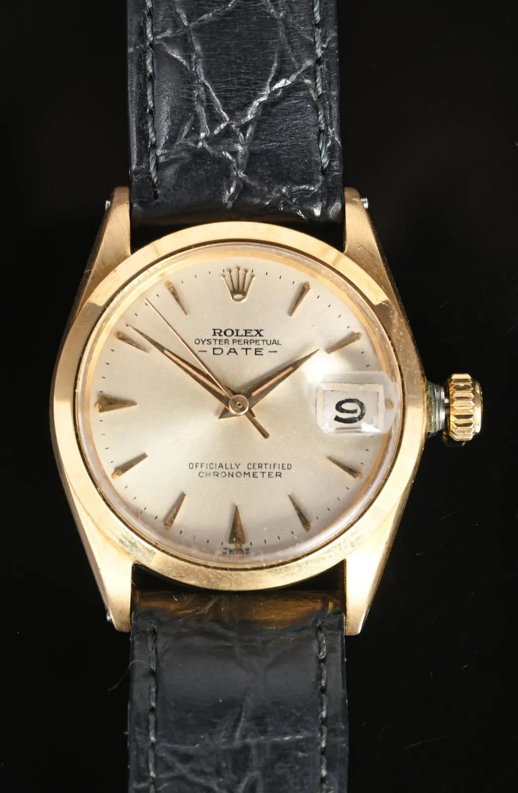 Rolex Oyster Perpetual Date Yellow gold Silver