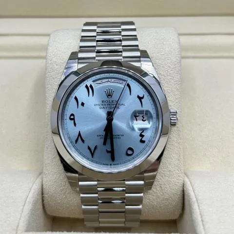 Rolex Day-Date 40 228206 40mm Platinum Blue