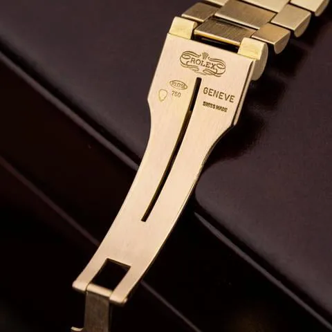 Rolex Day-Date 36 1803 36mm Yellow gold Silver 9