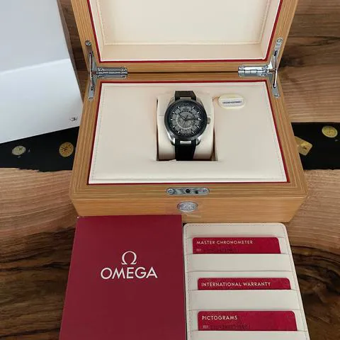 Omega Aqua Terra 150M 220.92.43.22.99.001 43mm Titanium Gray 8