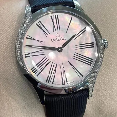 Omega De Ville Trésor Stainless steel Mother-of-pearl