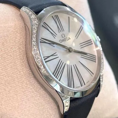 Omega De Ville Trésor Stainless steel Mother-of-pearl 2