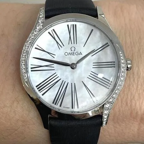 Omega De Ville Trésor Stainless steel Mother-of-pearl 8