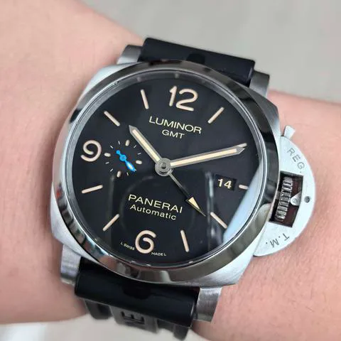 Panerai Luminor 1950 PAM01320 44mm Stainless steel Black 2