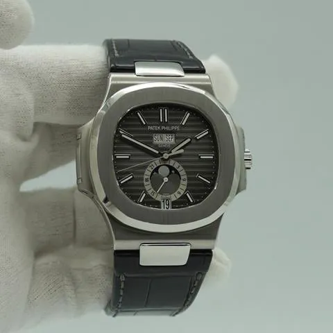 Patek Philippe Nautilus 5726A-001 40.5mm Stainless steel Black