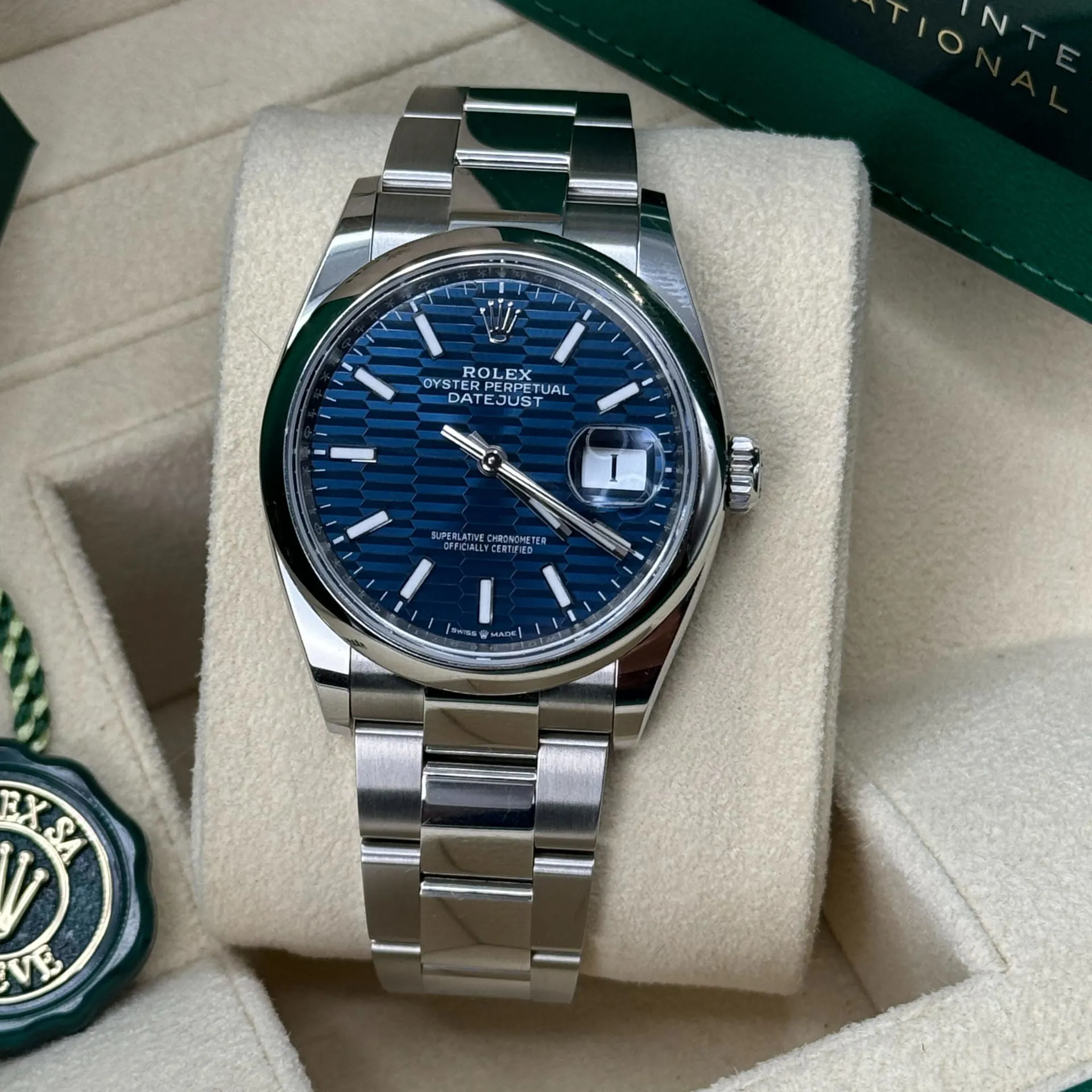 Rolex Datejust 36 126200-0006 36mm Oystersteel Blue 4