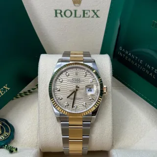 Rolex Datejust 36 126233-0046 Yellow gold and Stainless steel Champagne