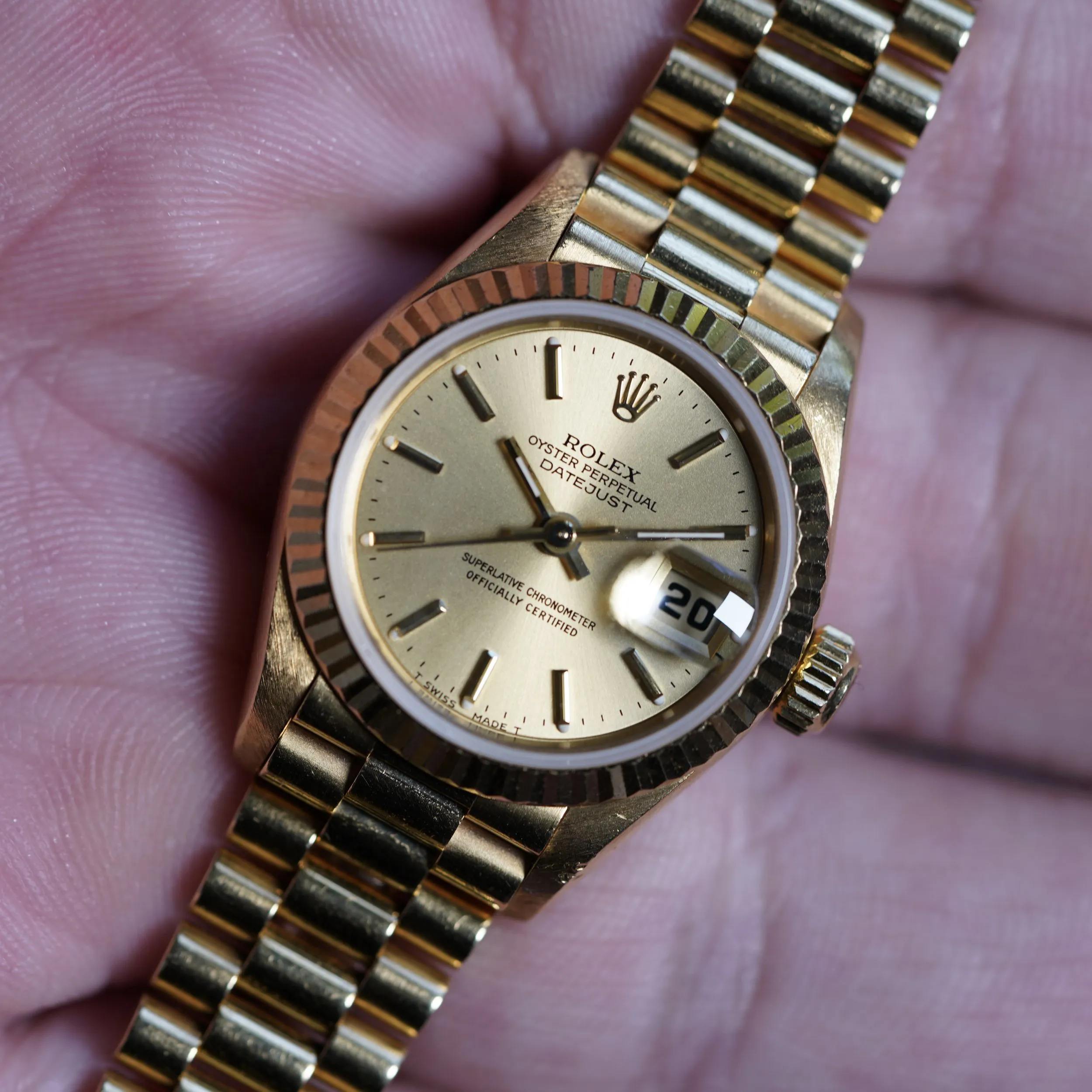 Rolex Lady-Datejust 69178 26mm Yellow gold Champagne