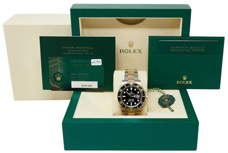 Rolex Submariner 126613LN-0002 41mm Yellow gold and Oystersteel Black 6