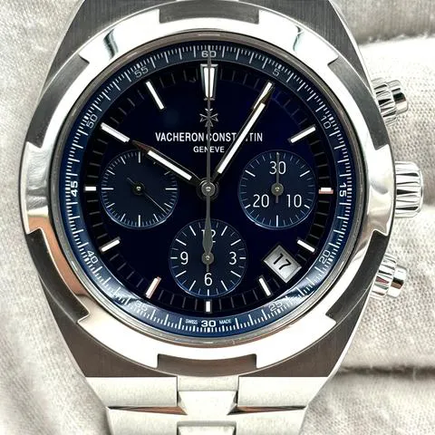 Vacheron Constantin Overseas Chronograph 5500V/110A-B148 42.5mm Stainless steel Blue