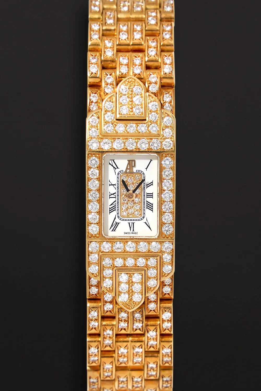 Audemars Piguet Charleston 67029BA.ZZ.1092BA.01 15mm Yellow gold and Diamond White