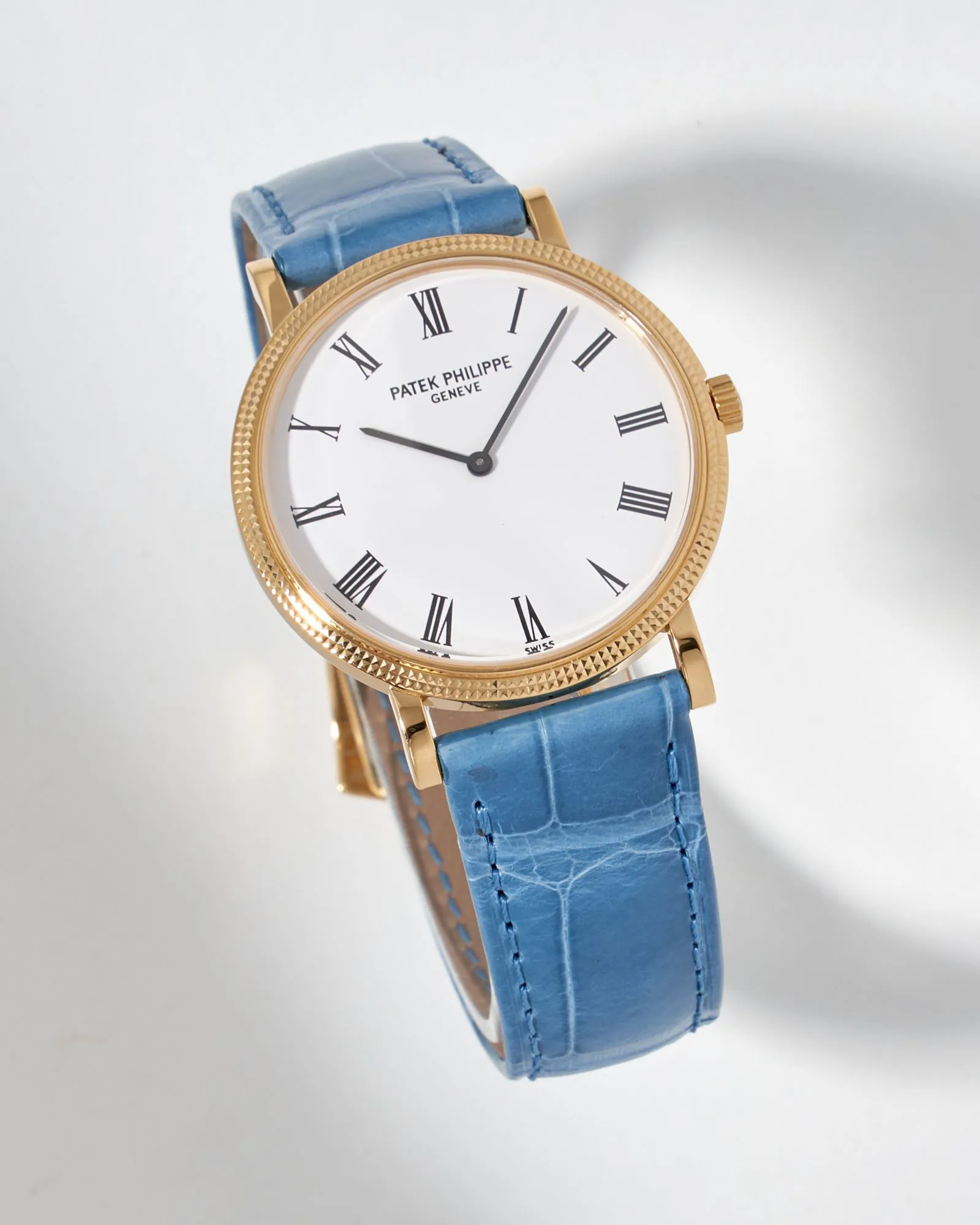 Patek Philippe Calatrava 5120/1J-001 35mm Yellow gold White 1