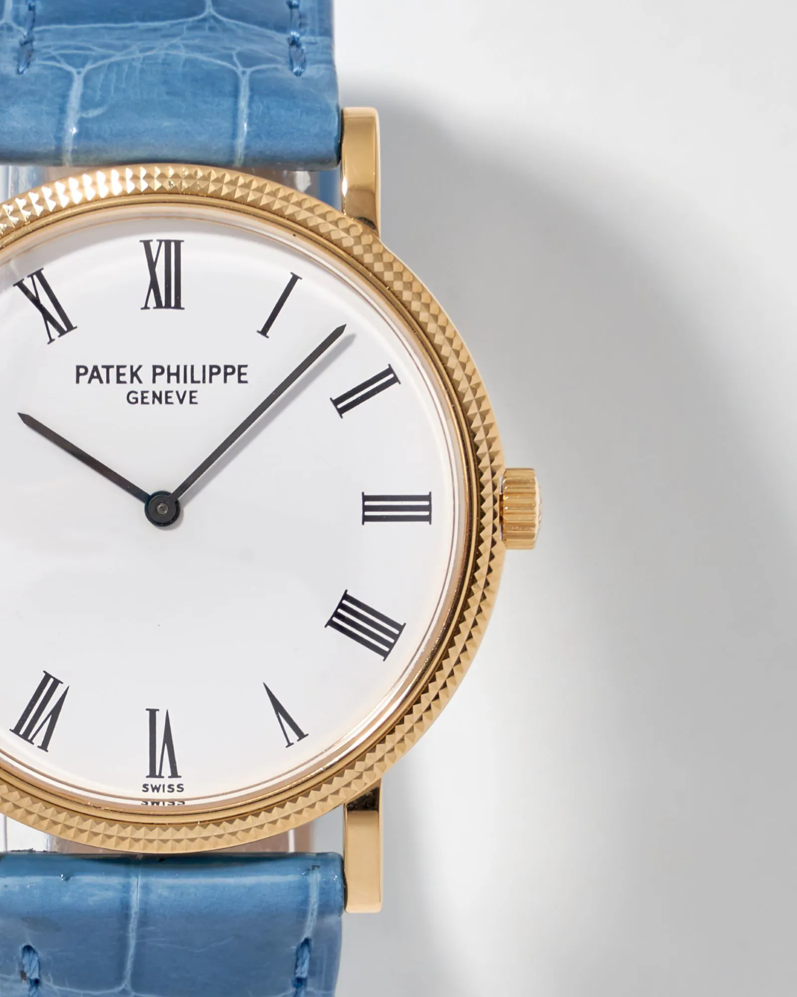 Patek Philippe Calatrava 5120/1J-001 35mm Yellow gold White 9