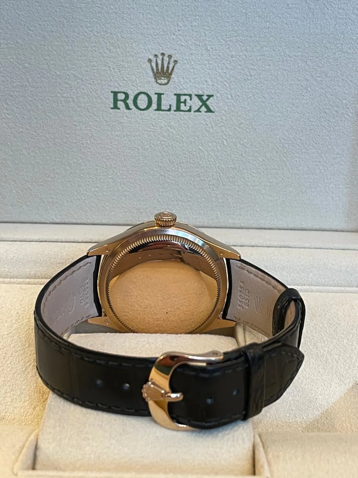 Rolex Cellini 50505 39mm Rose gold Black 7