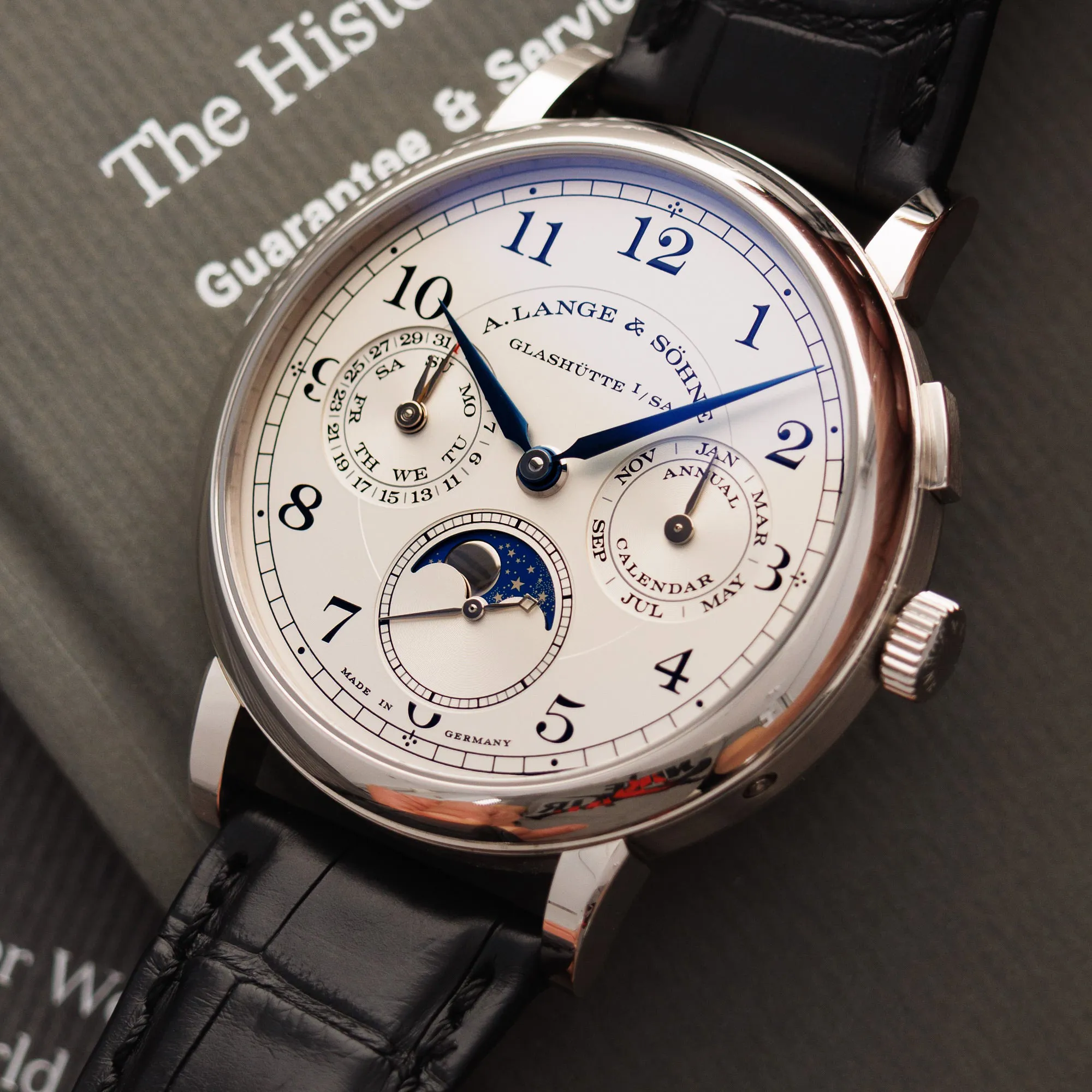 A. Lange & Söhne 1815 238.026 40mm  18k WG Silver 1