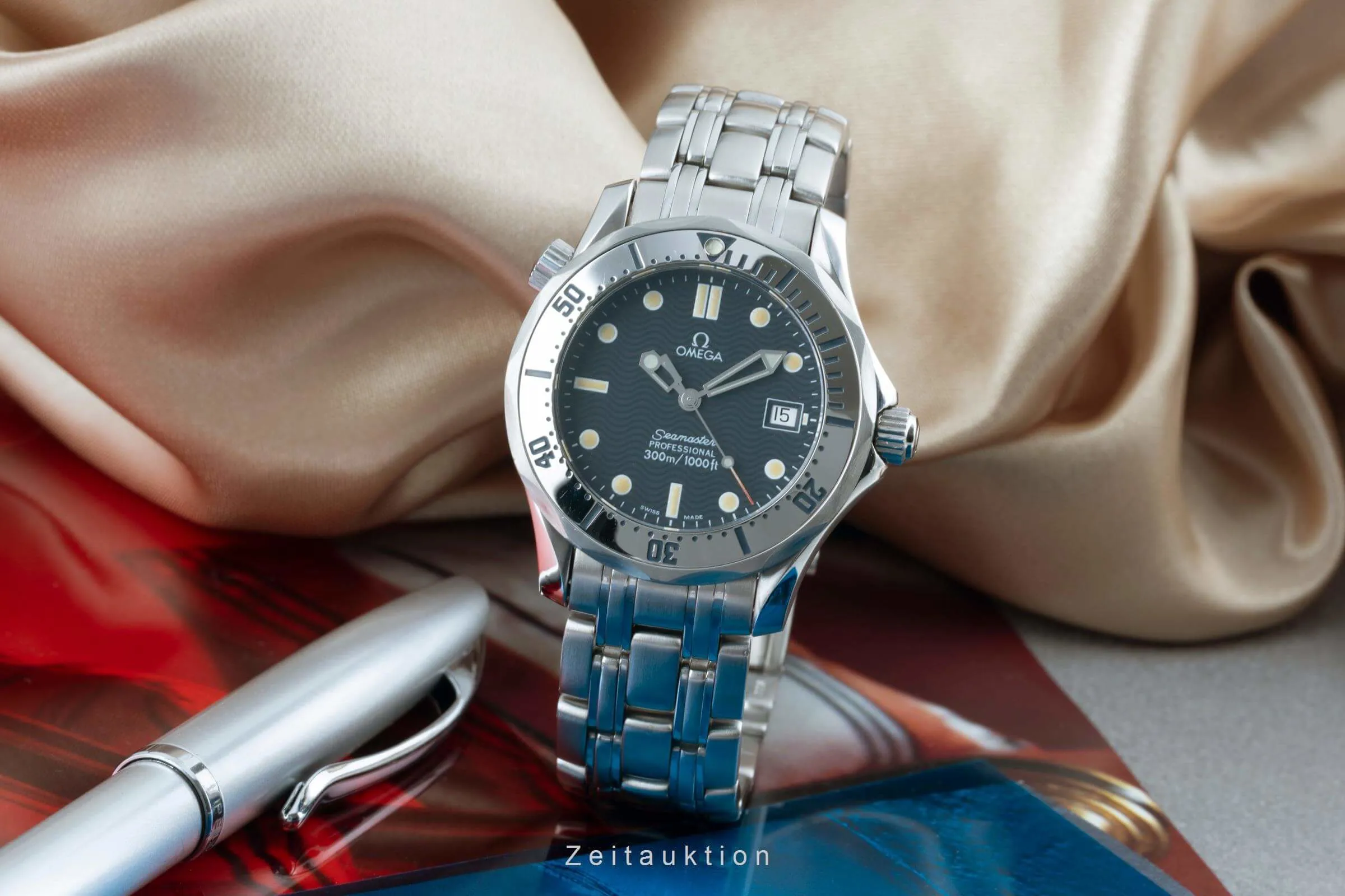 Omega Seamaster Diver 300M 2562.80.00 36mm Stainless steel Blue 2