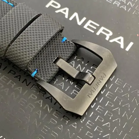 Panerai Luminor GMT Automatic PAM 01661 44mm Carbon fiber Black 5