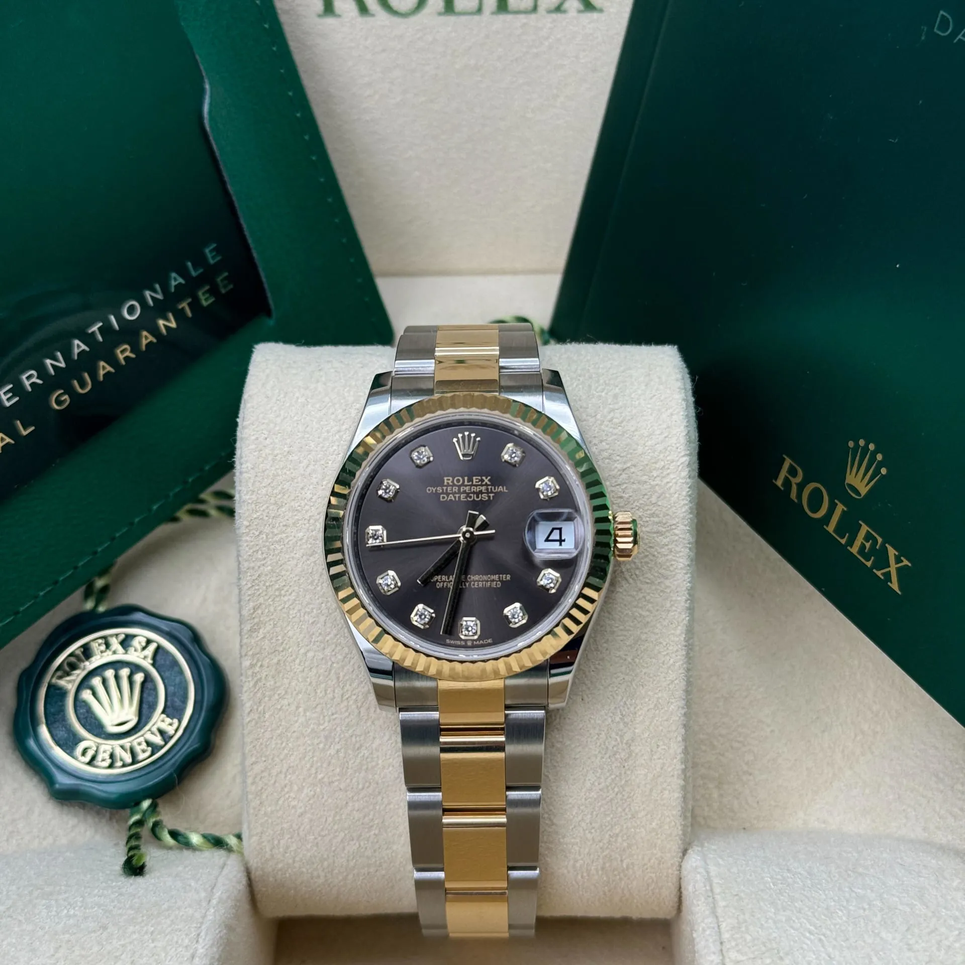 Rolex Datejust 31 278273-0021 31mm Yellow gold and Oystersteel Gray