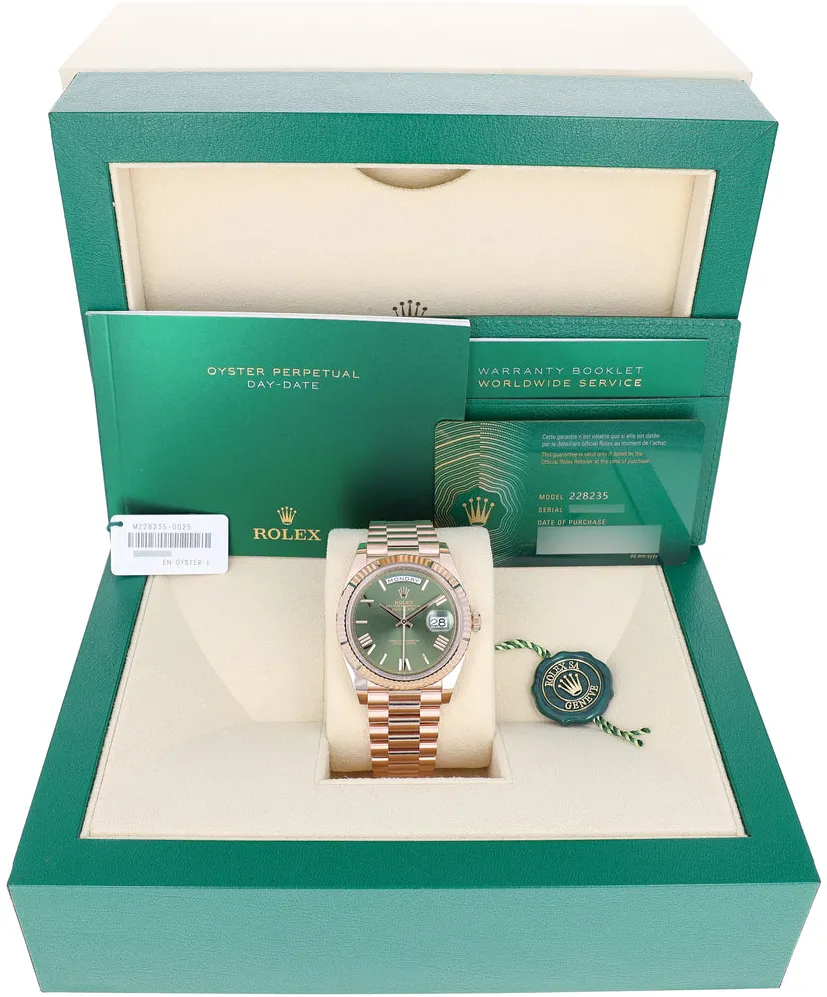 Rolex Day-Date 40 228235-0025 40mm Everose gold Green 2