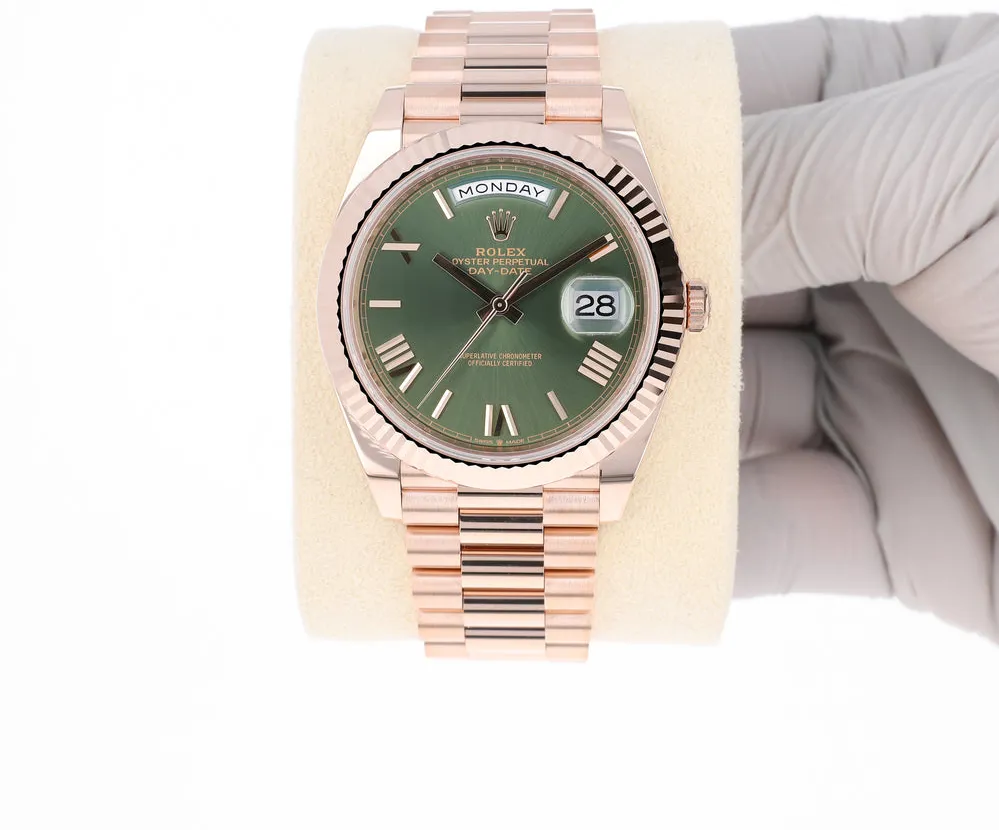 Rolex Day-Date 40 228235-0025 40mm Everose gold Green 11