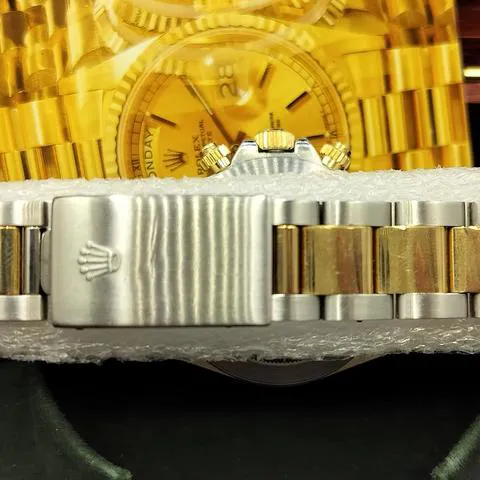 Rolex Daytona 116523 40mm Yellow gold White 4