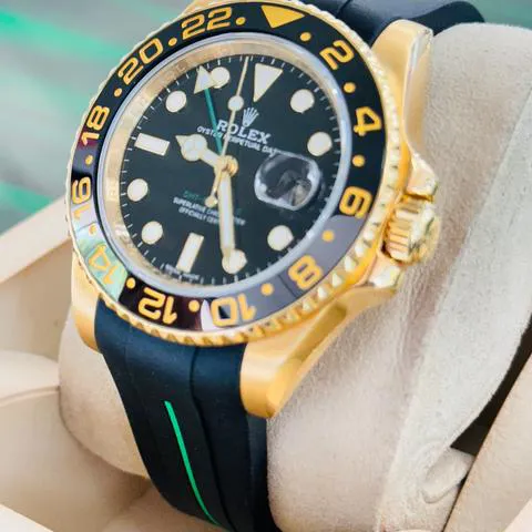 Rolex GMT-Master II 116718LN 40mm Yellow gold Black