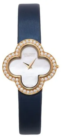 Van Cleef & Arpels Alhambra VCARM95900 25.5mm Yellow gold White