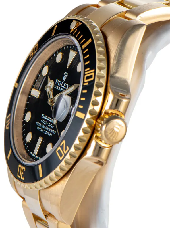 Rolex Submariner 116618LN 40mm Yellow gold Black 1