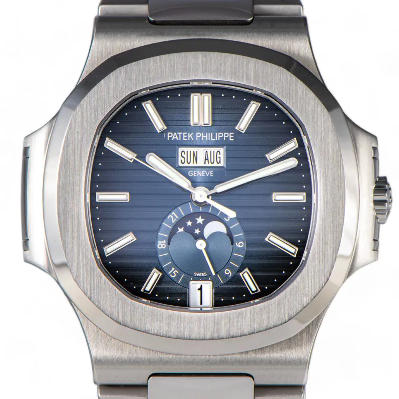 Patek Philippe Nautilus 5726/1A-014 40mm Stainless steel Blue