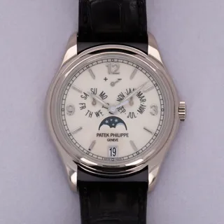 Patek Philippe Annual Calendar 5146G-001 White gold Beige