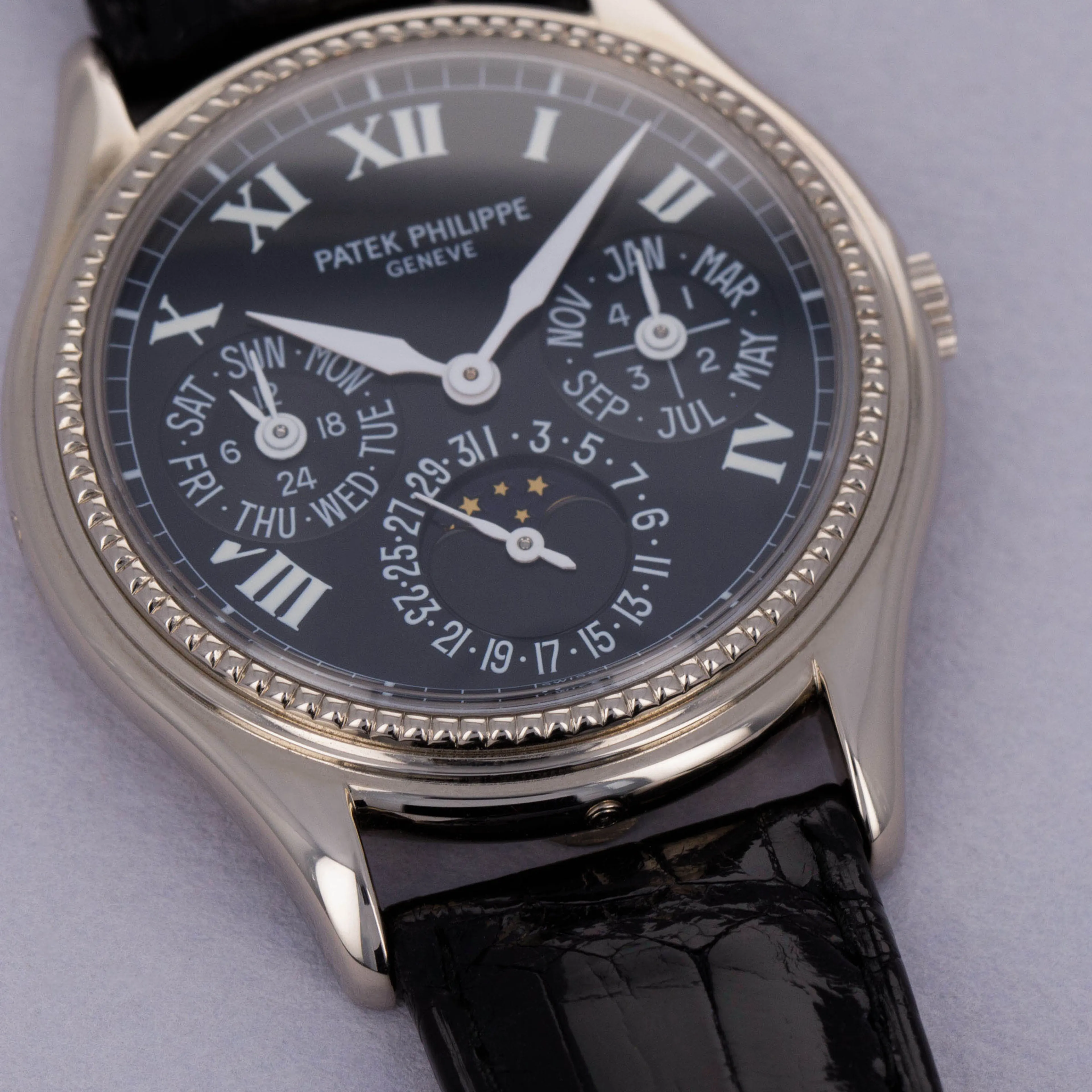 Patek Philippe Perpetual Calendar 5038G 36mm White gold Black 1