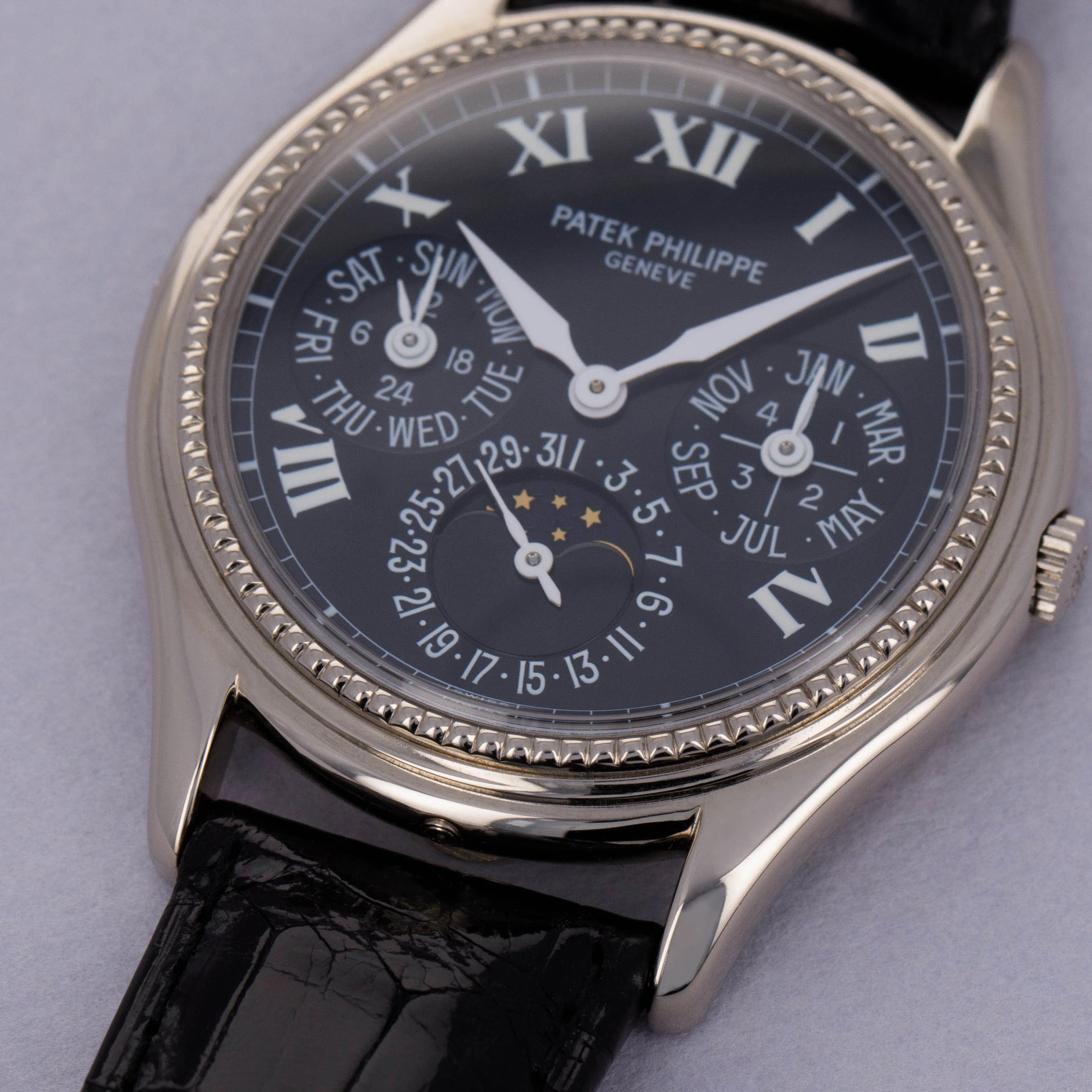 Patek Philippe Perpetual Calendar 5038G 36mm White gold Black 2