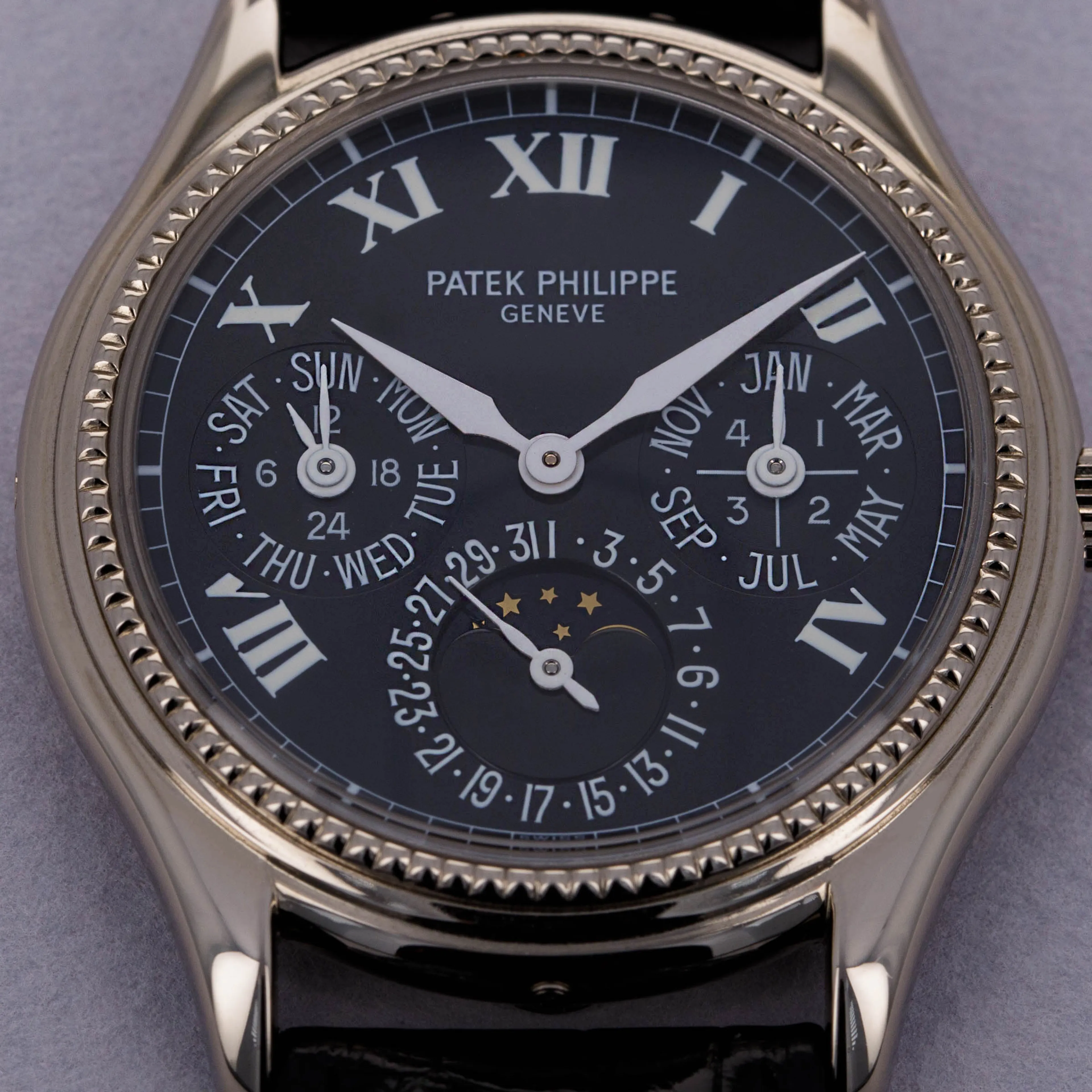 Patek Philippe Perpetual Calendar 5038G 36mm White gold Black 11