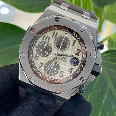 Audemars Piguet Royal Oak Offshore 26470ST.OO.A801CR.01 42mm Stainless steel Beige