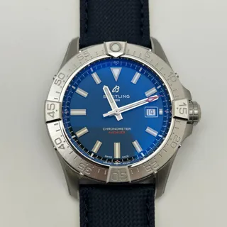 Breitling Avenger A17328101C1X1 Stainless steel Blue