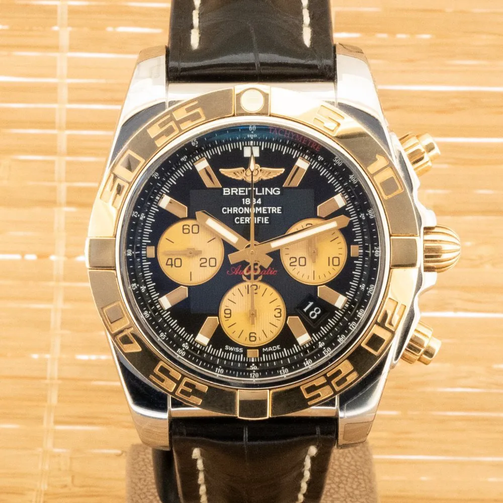 Breitling Chronomat 44 CB011012 44mm Yellow gold