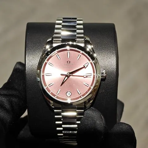 Omega Aqua Terra 220.10.34.20.10.003 34mm Stainless steel Pink