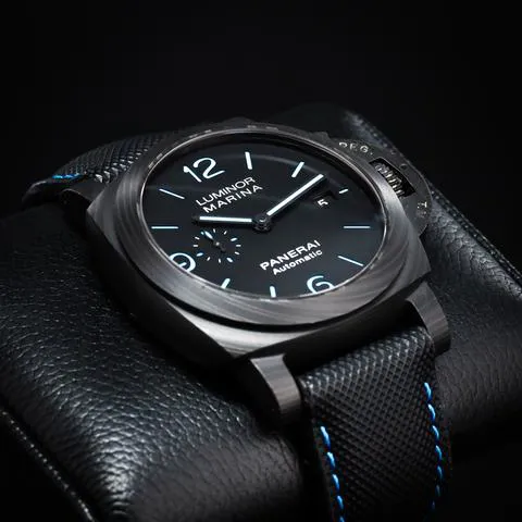 Panerai Luminor GMT Automatic PAM 01661 44mm Carbon fiber Black 6