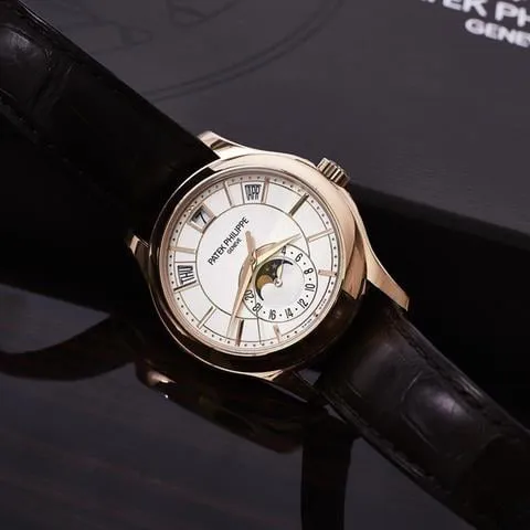 Patek Philippe Annual Calendar 5205R-001 40mm Rose gold White 10