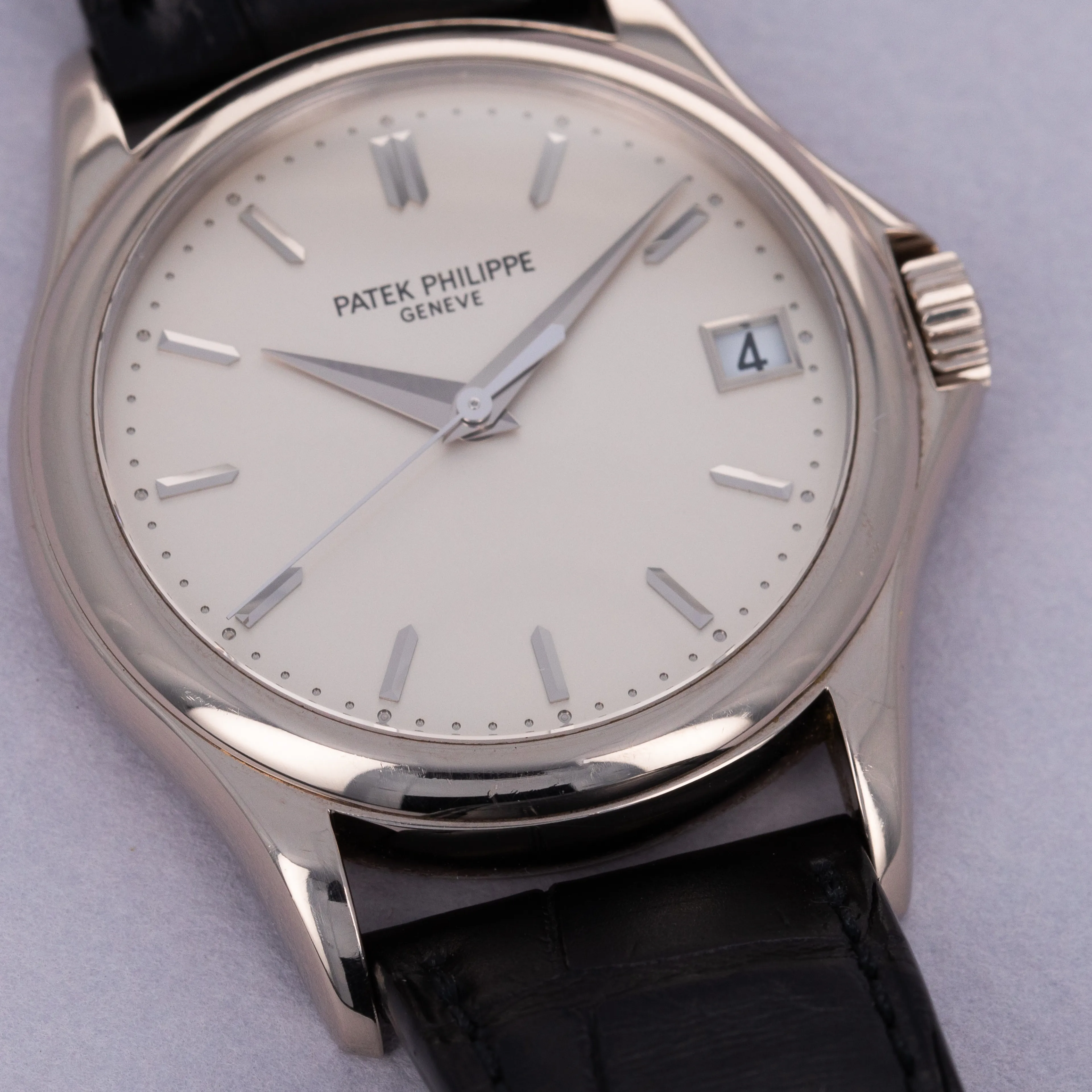 Patek Philippe Calatrava 5127G-001 37mm White gold Silver 1