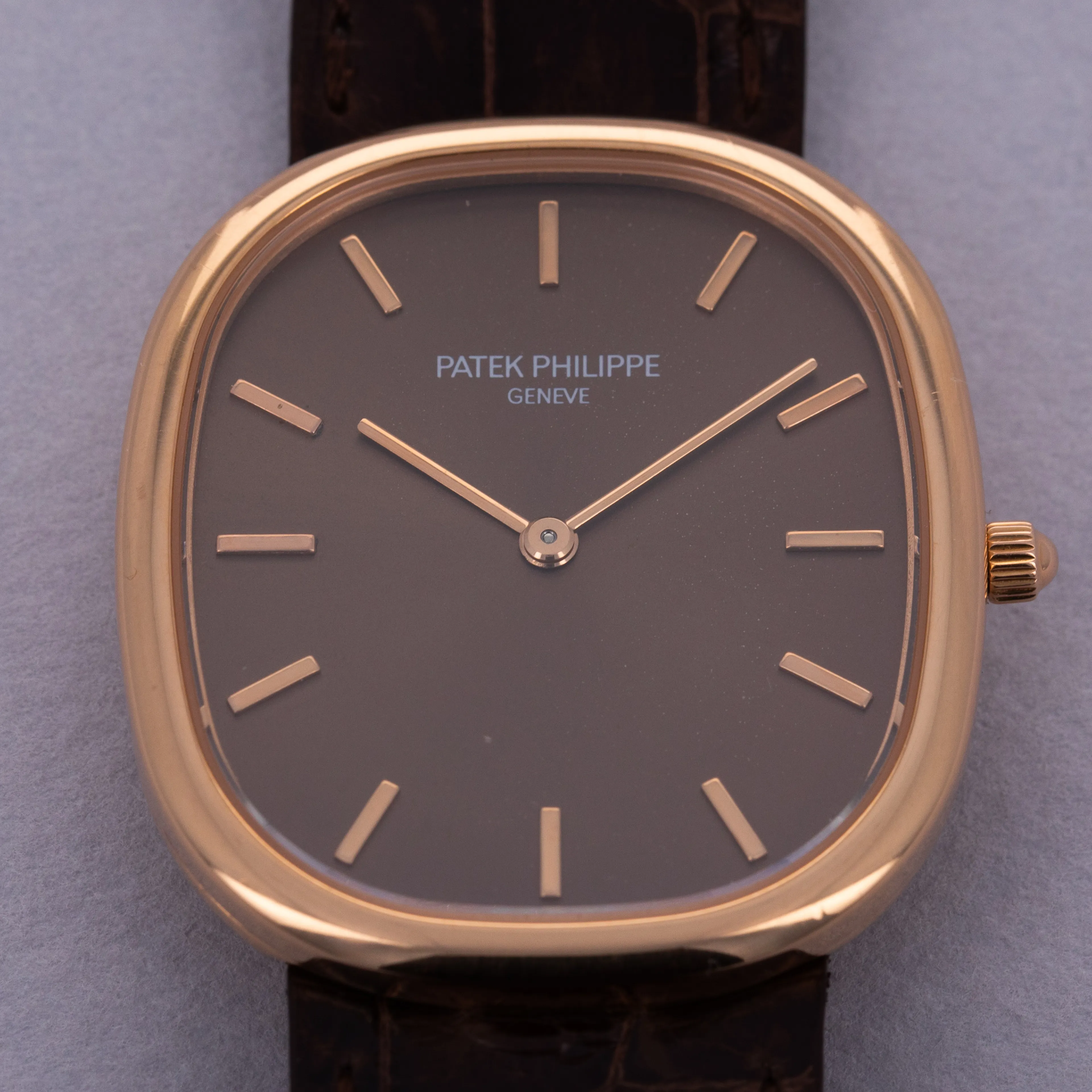 Patek Philippe Golden Ellipse 3738/100R 31mm Rose gold Brown 11