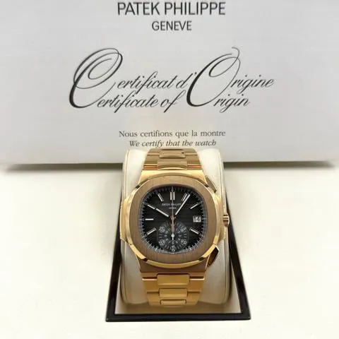 Patek Philippe Nautilus 5980/1R-001 40.5mm Rose gold Black