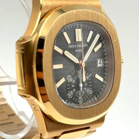 Patek Philippe Nautilus 5980/1R-001 40.5mm Rose gold Black 7