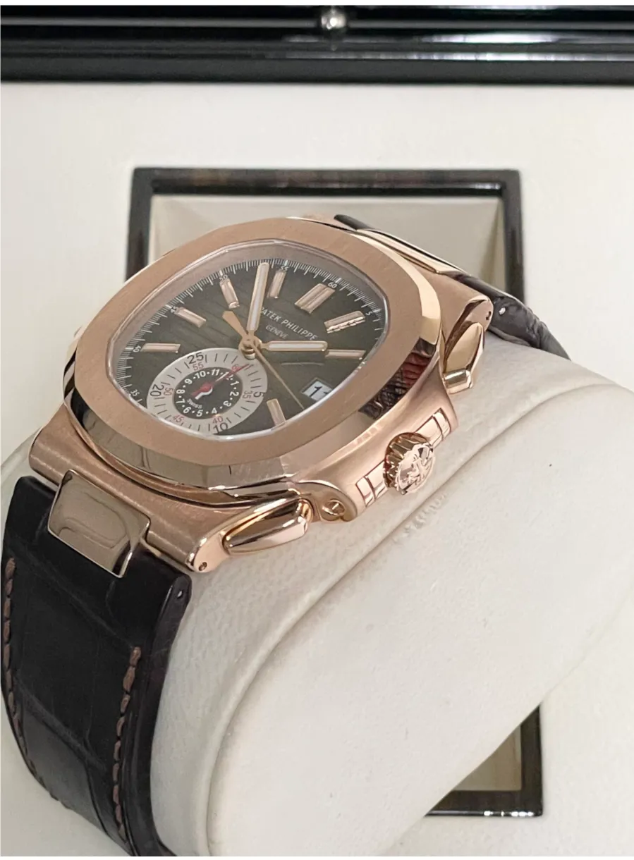 Patek Philippe Nautilus 5980R-001 40.5mm Rose gold Brown 2