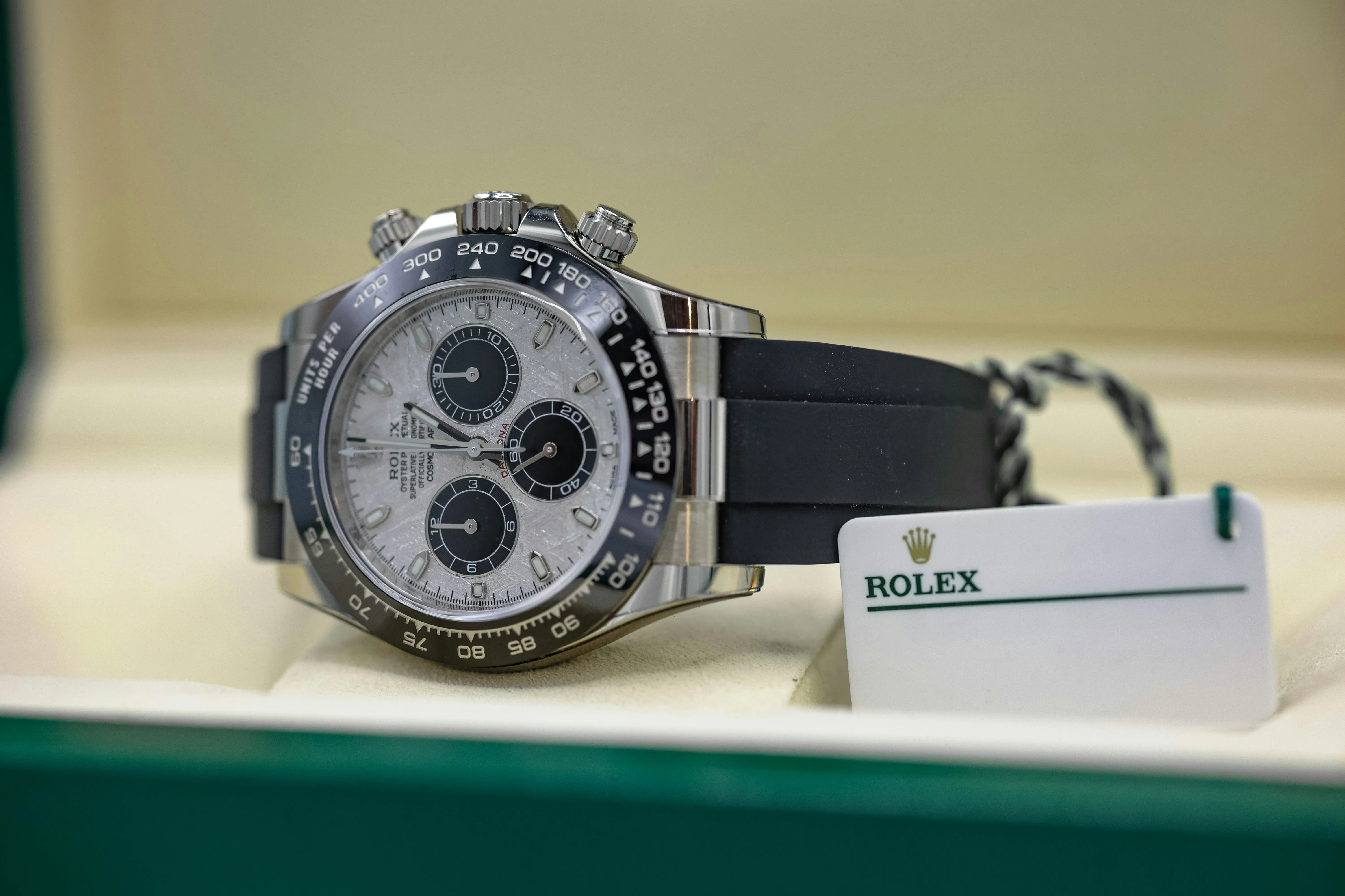 Rolex Daytona 116519LN 40mm White gold and Cerachrom Meteorite 7